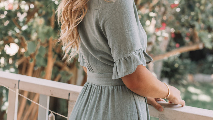 The Best Linen Dresses for Australian Summer: Your Complete Guide