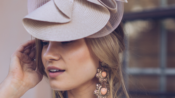 What to Wear to the Races-ESTHER & CO.