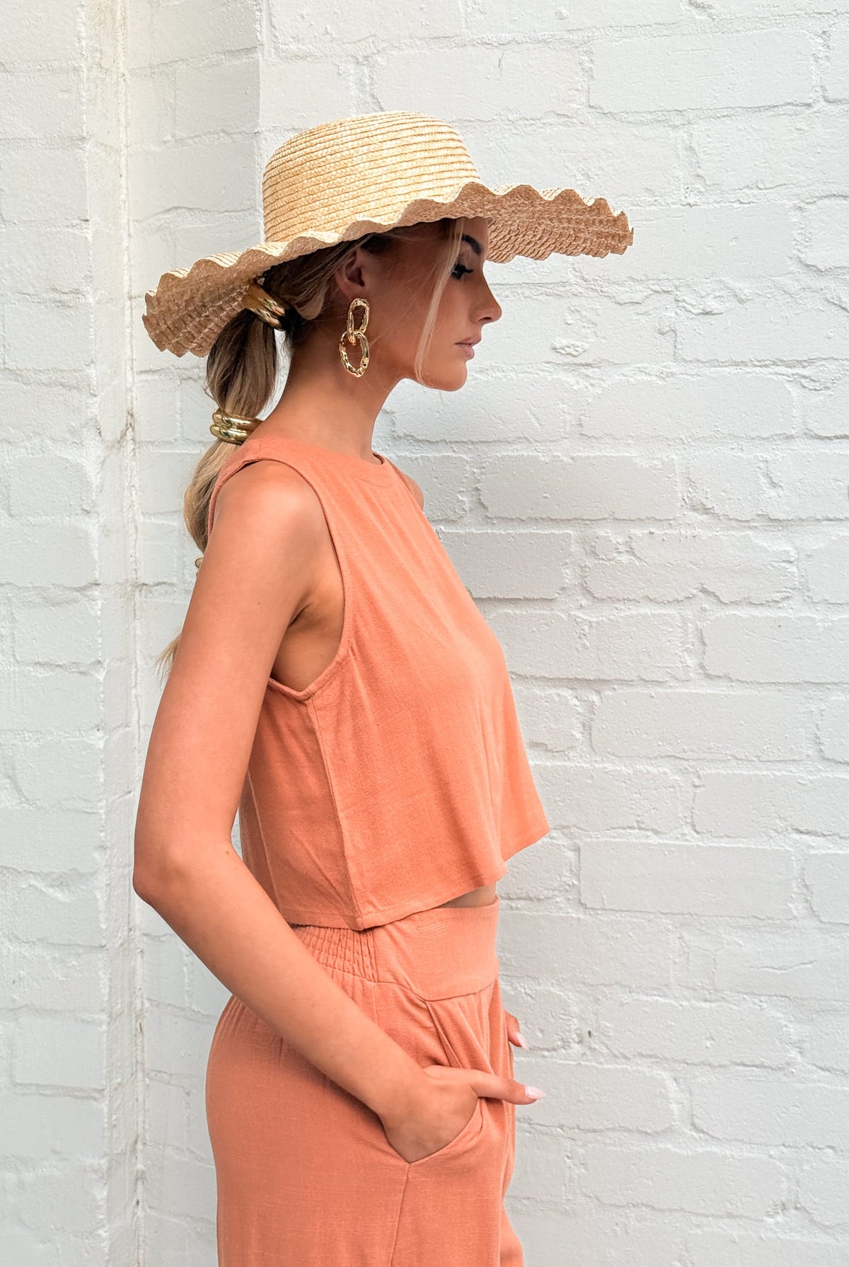 Women's sleeveless rust crop top in 100% linen by Esther & Co