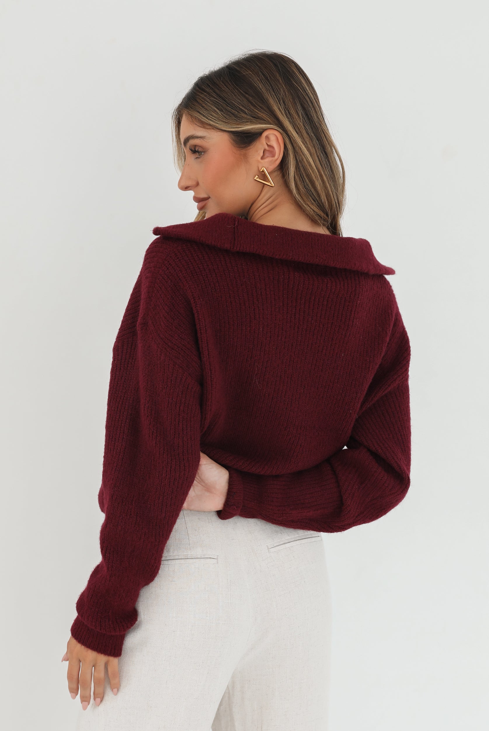 Merete Knit in Bordeaux bordeaux knit with rib detail full length view
