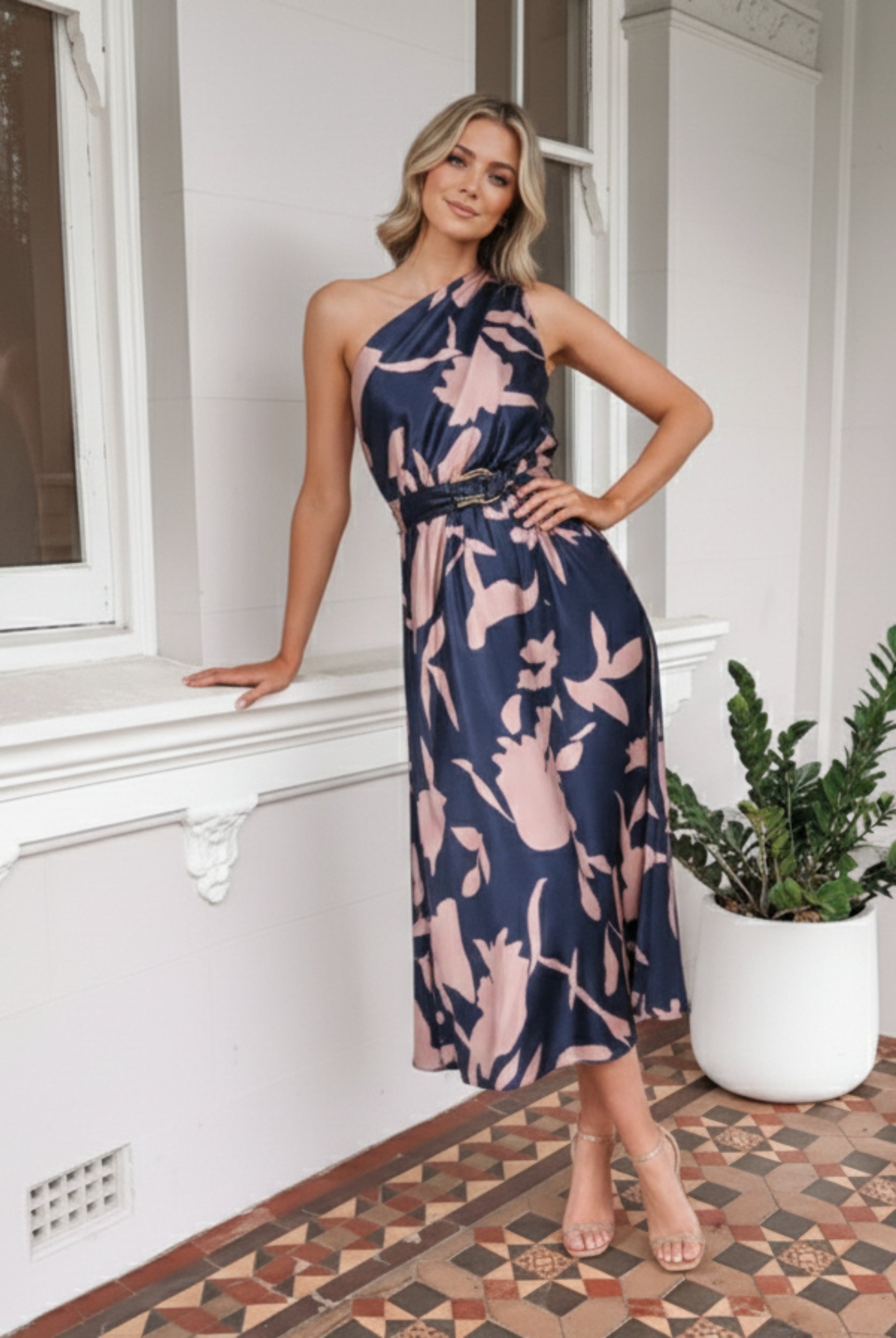Women's pink floral maxi dress styled outfit by Esther & Co