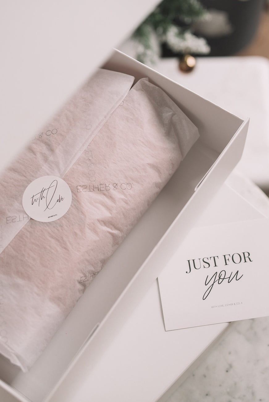 Esther & Co white gift wrapping box detail