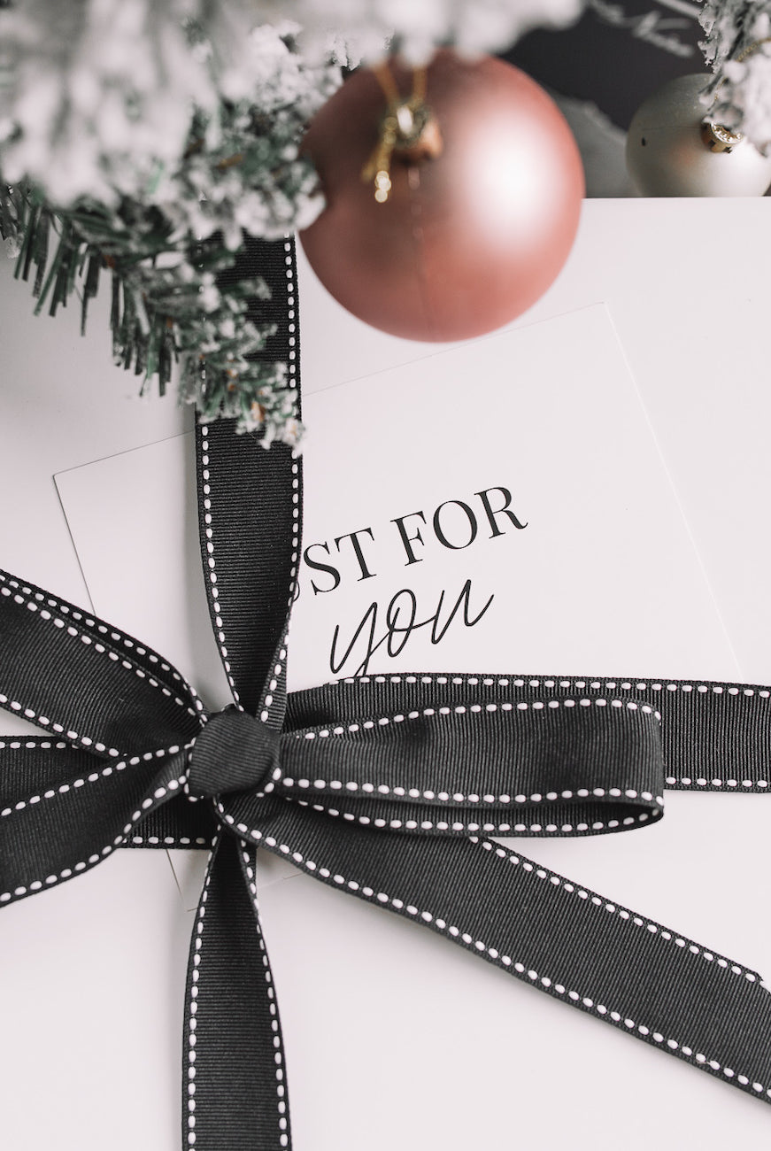 Esther & Co white gift wrapping, full presentation