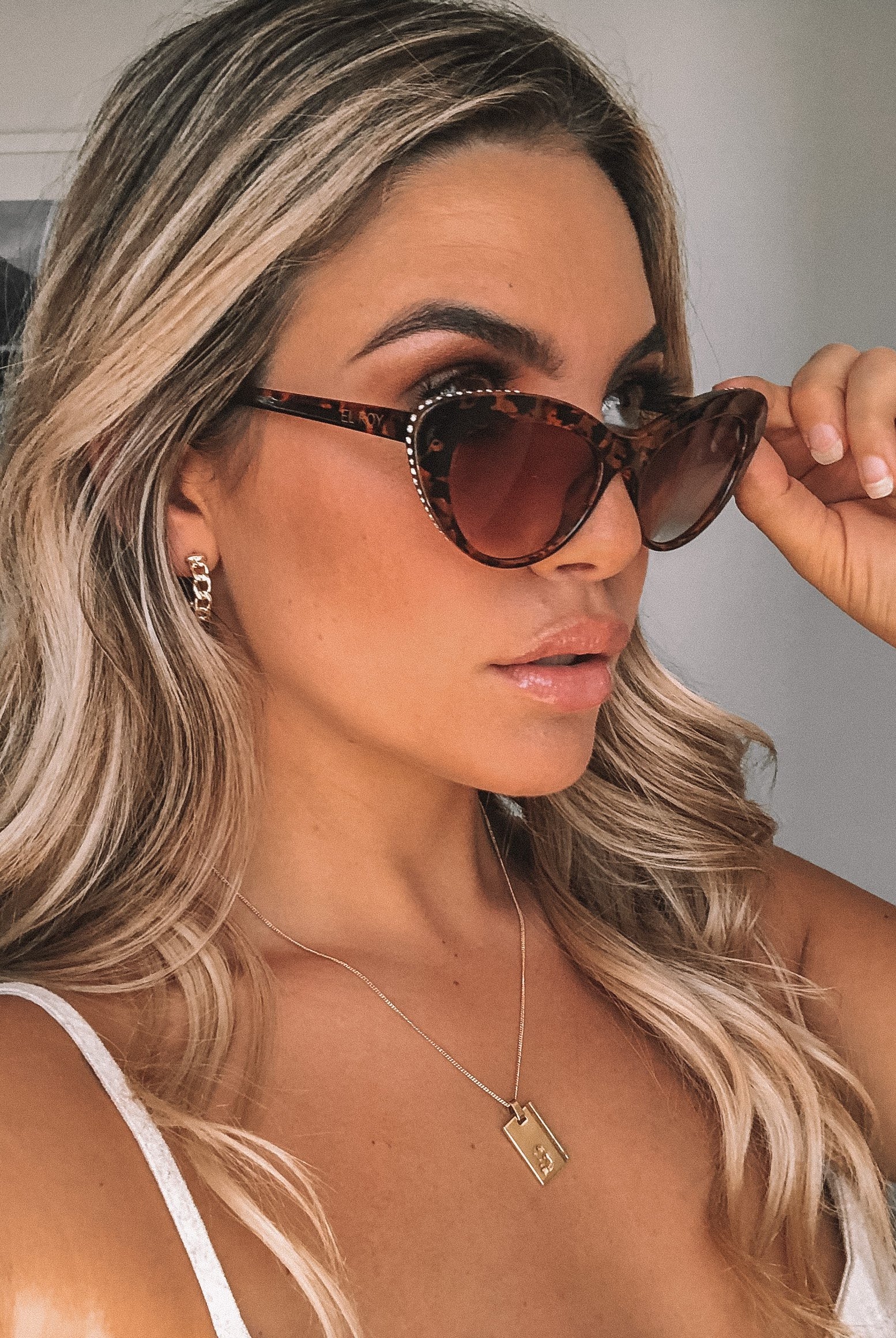 Eden - Tortoise-Sunglasses-Womens Accessory-ESTHER & CO.