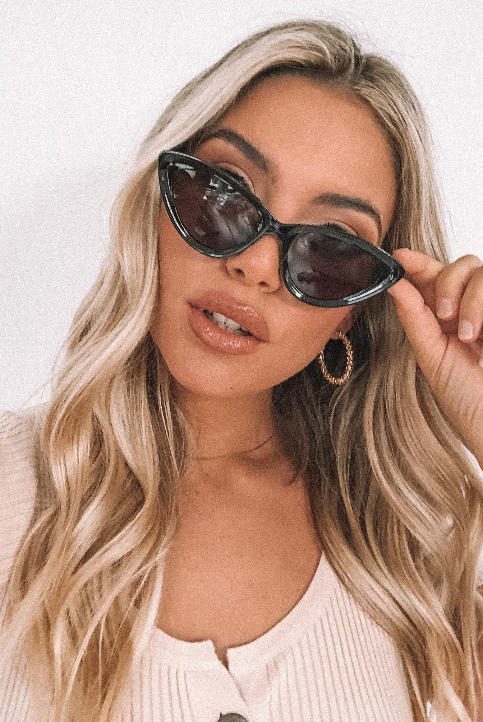 Elton - Black-Sunglasses-Womens Accessory-ESTHER & CO.