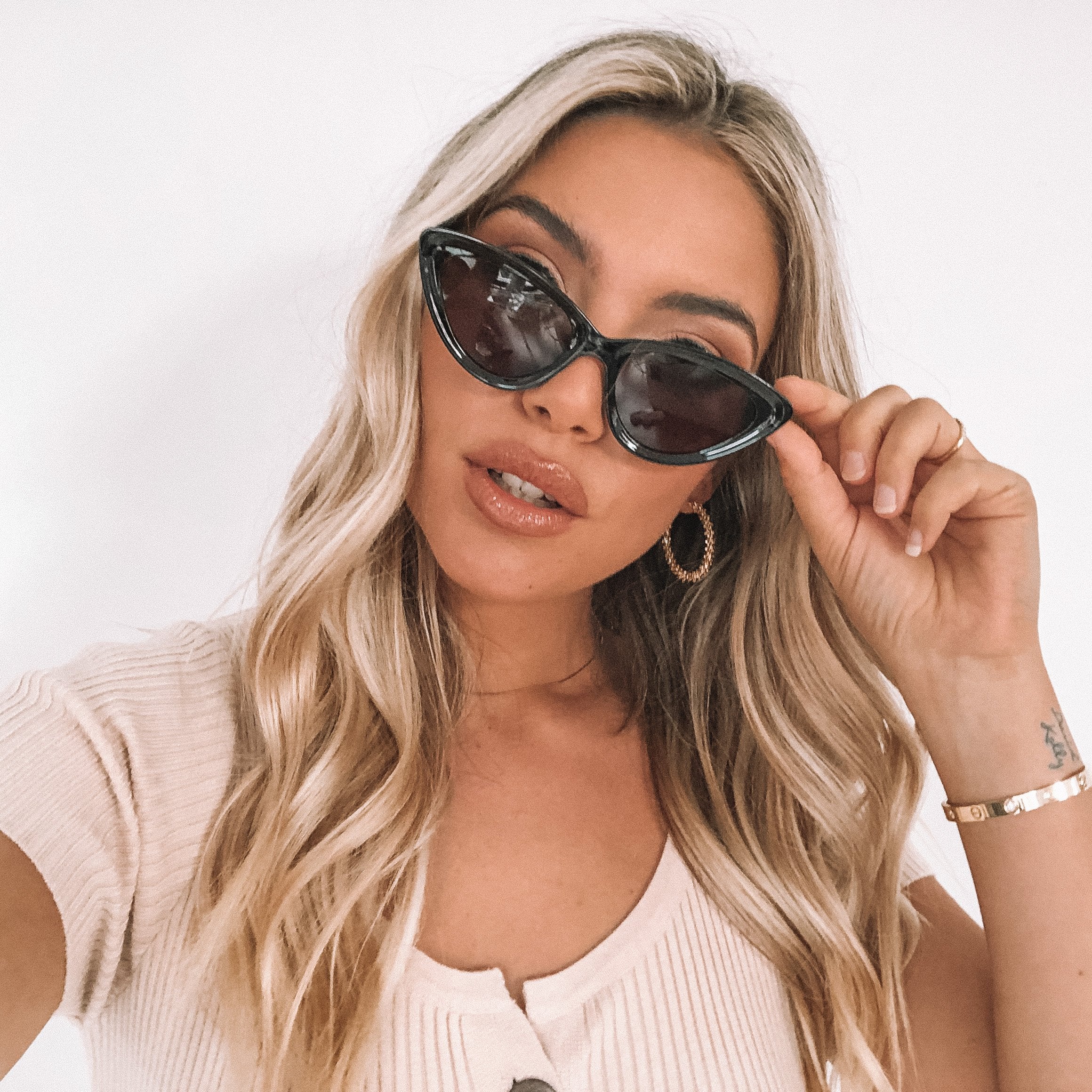 Elton - Black-Sunglasses-Womens Accessory-ESTHER & CO.