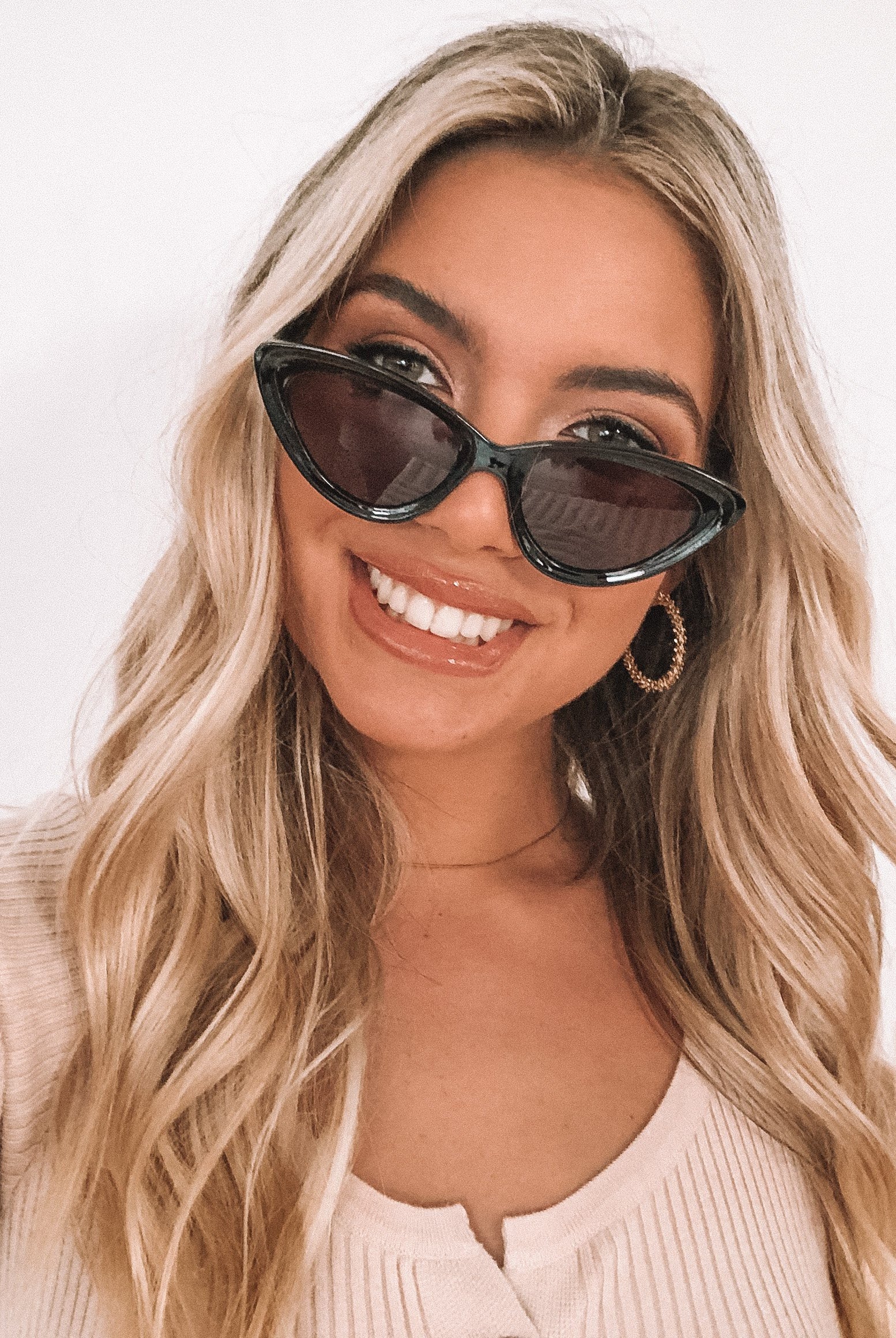 Elton - Black-Sunglasses-Womens Accessory-ESTHER & CO.