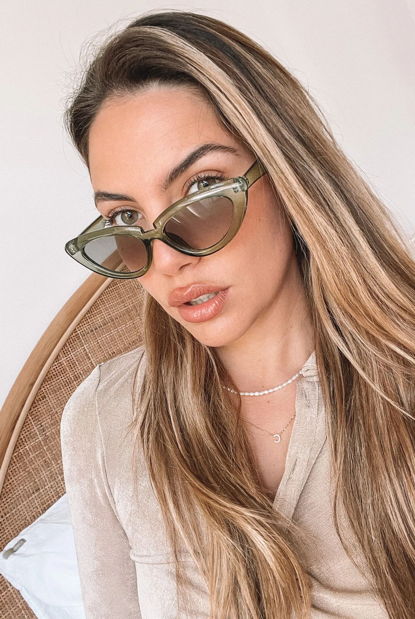 Finlay green sunglasses, detail view