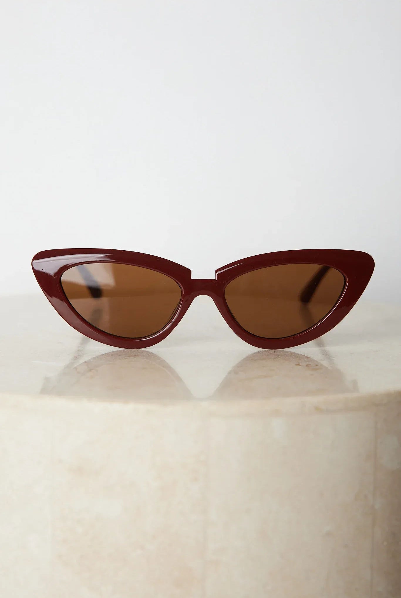 Finlay maroon sunglasses