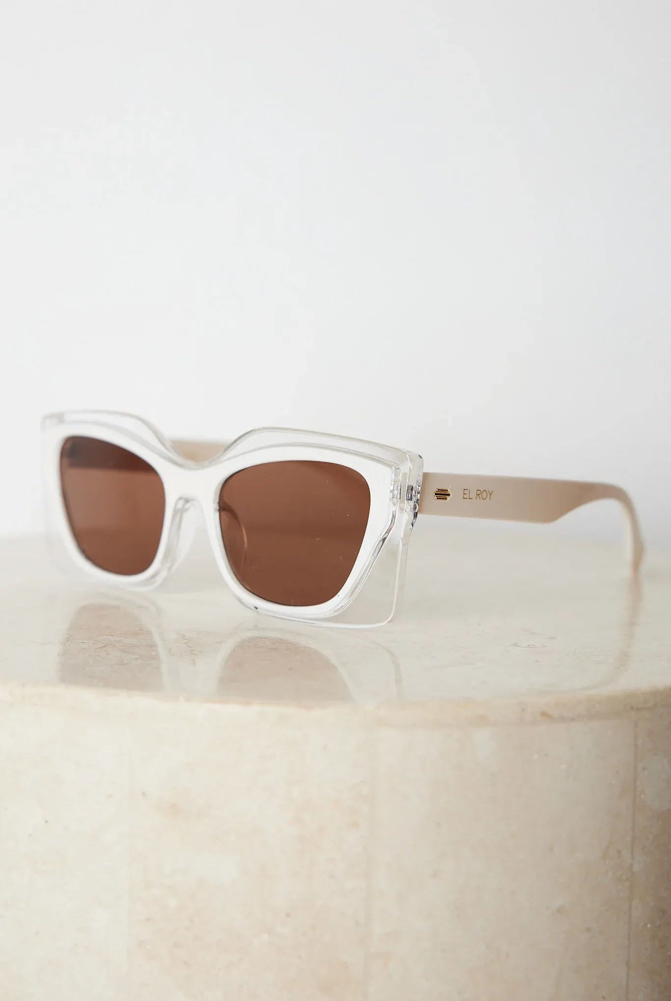 Frankie beige sunglasses, angle view