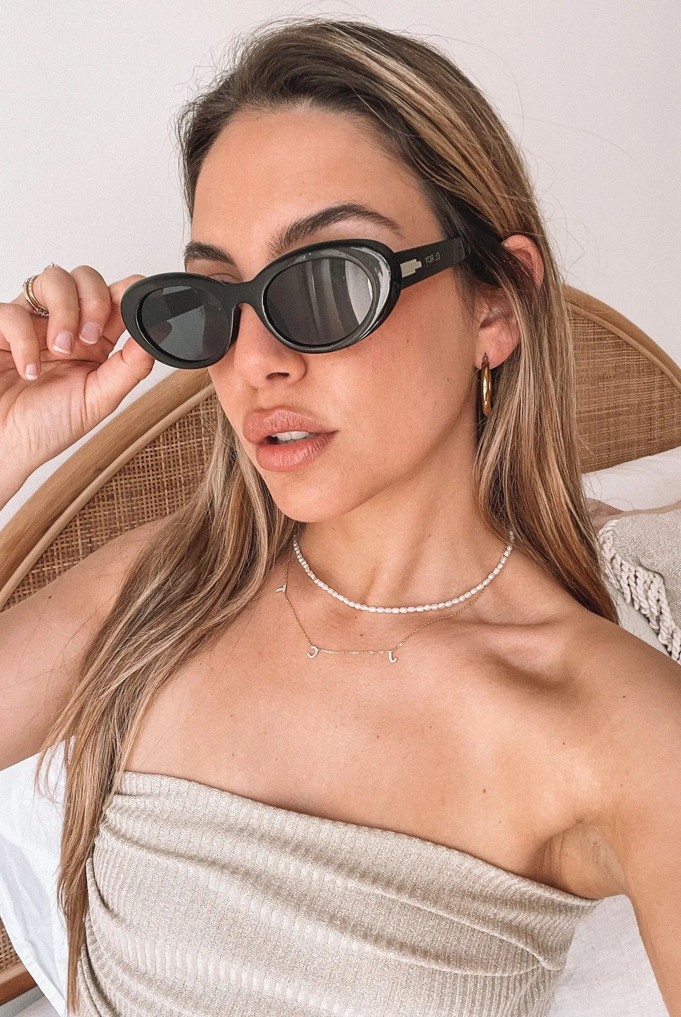 Margot black sunglasses, folded view
