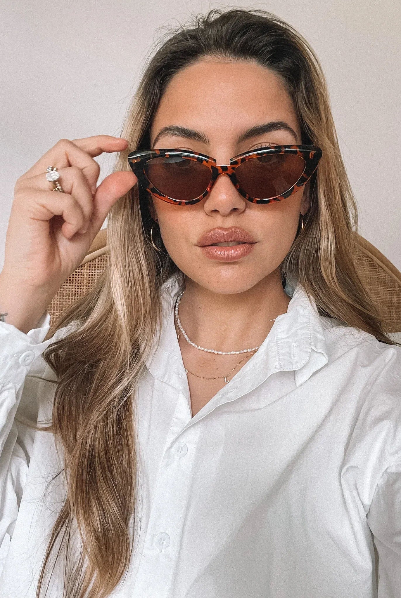 Finlay tortoise sunglasses, angle view