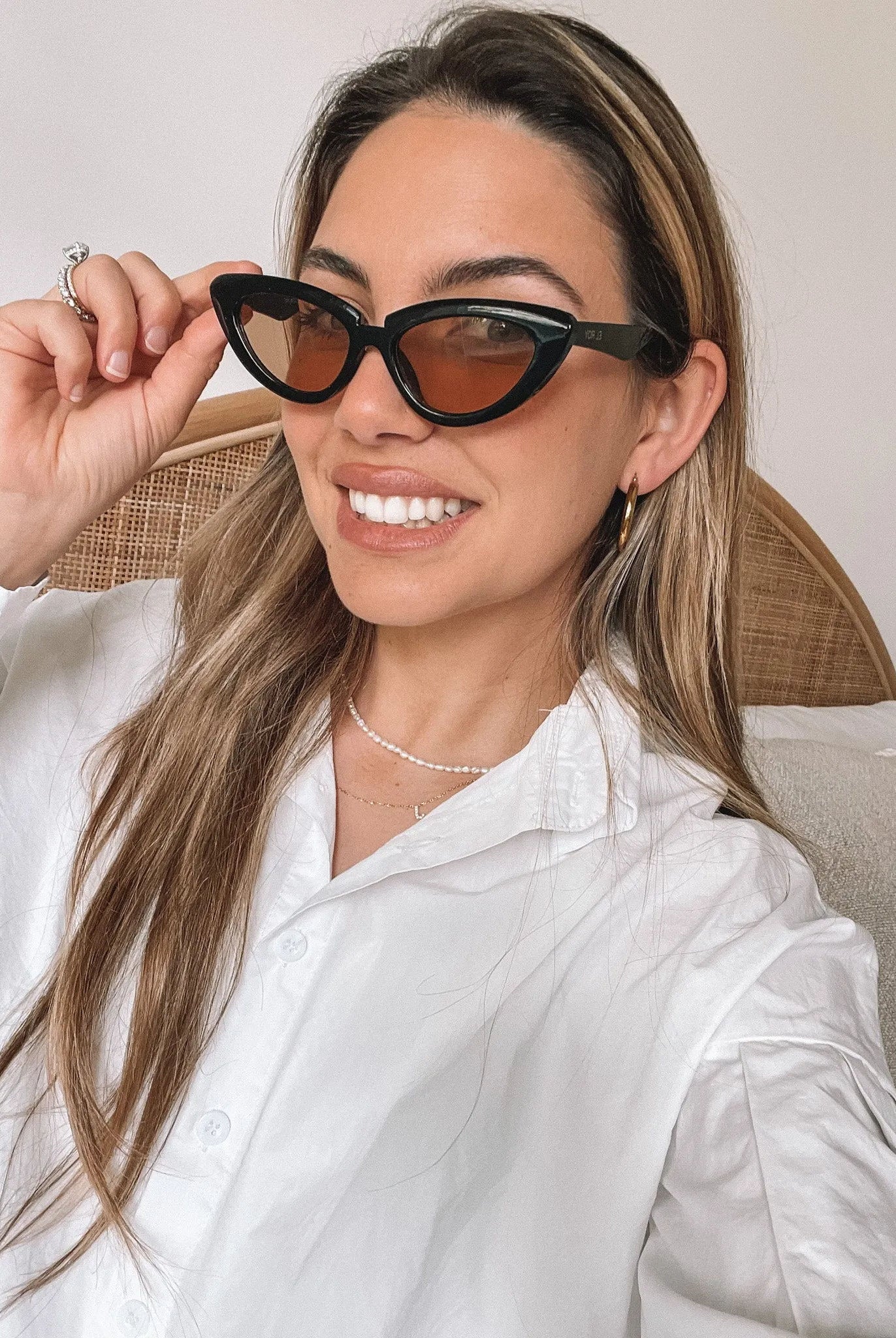 Finlay blush sunglasses, angle view