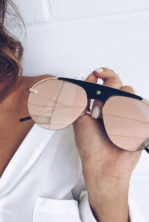 Essen blush sunglasses, side view