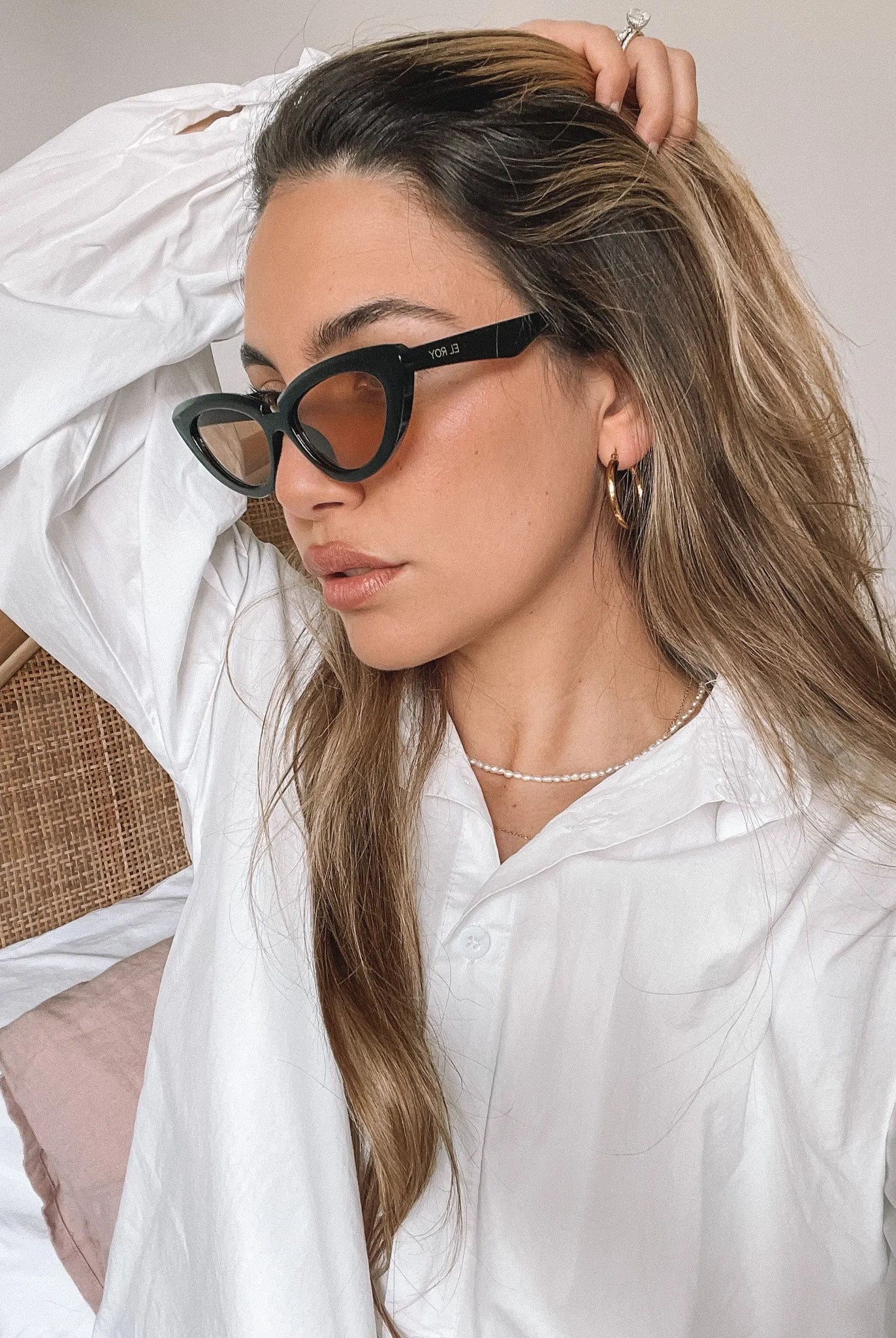 Finlay blush sunglasses, side view