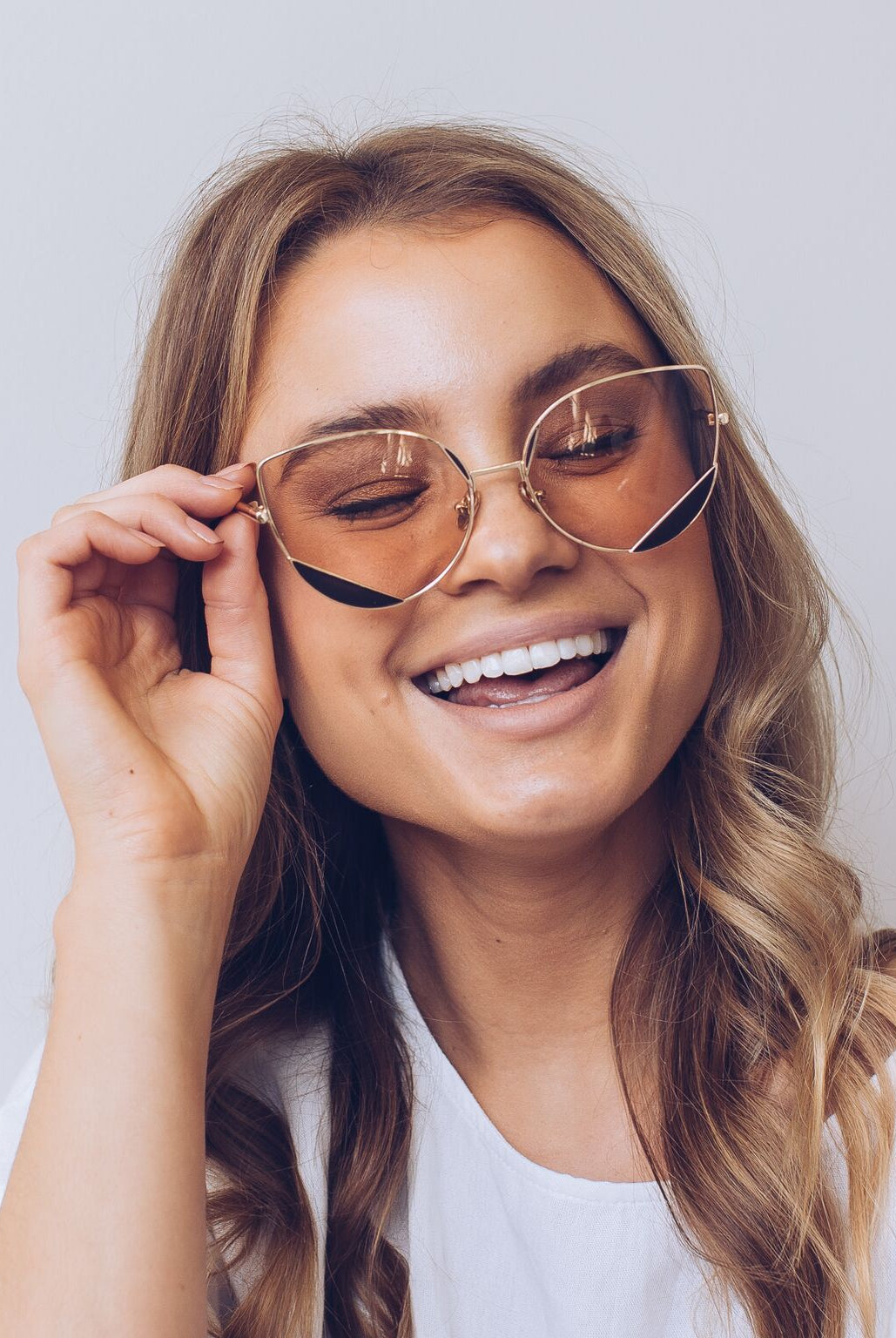 Cadence blush sunglasses, folded view