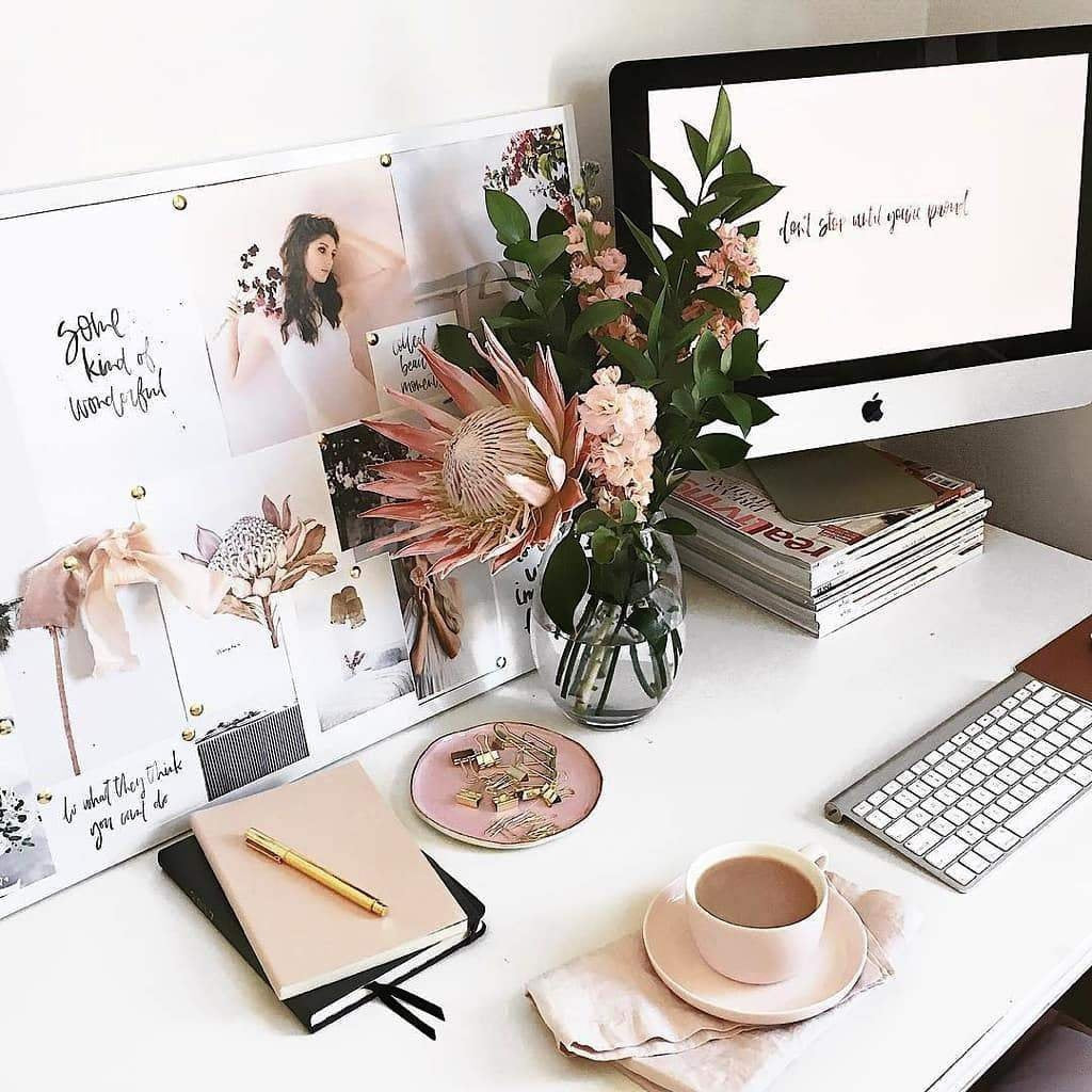 How to take on your 9-5 like a #girlboss-ESTHER & CO.