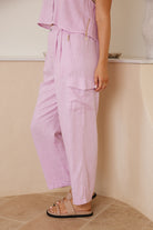 Women's lilac wide-leg pants with quarter-zip closure by Esther & Co