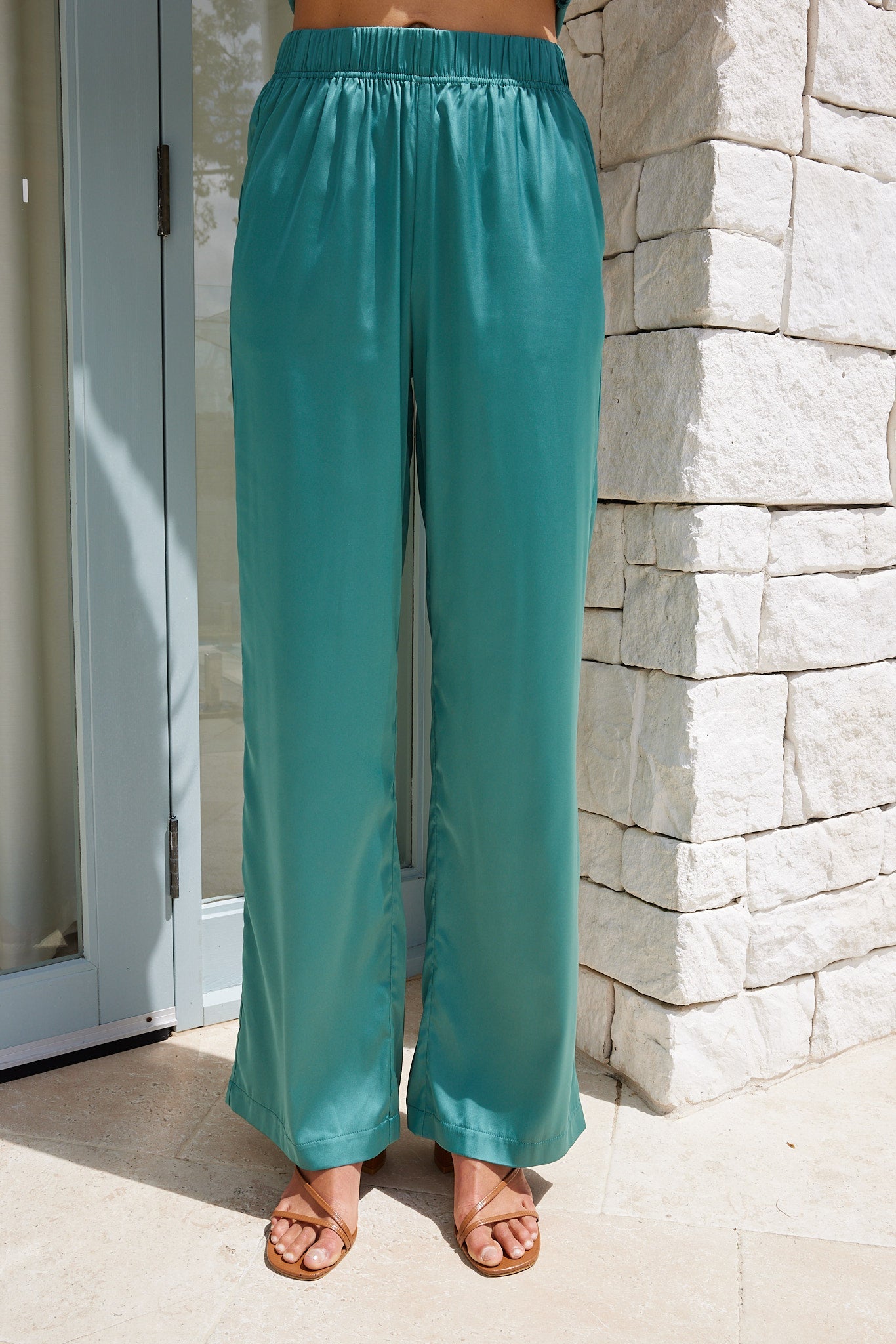 Women's green satin high-waisted pants by Esther & Co