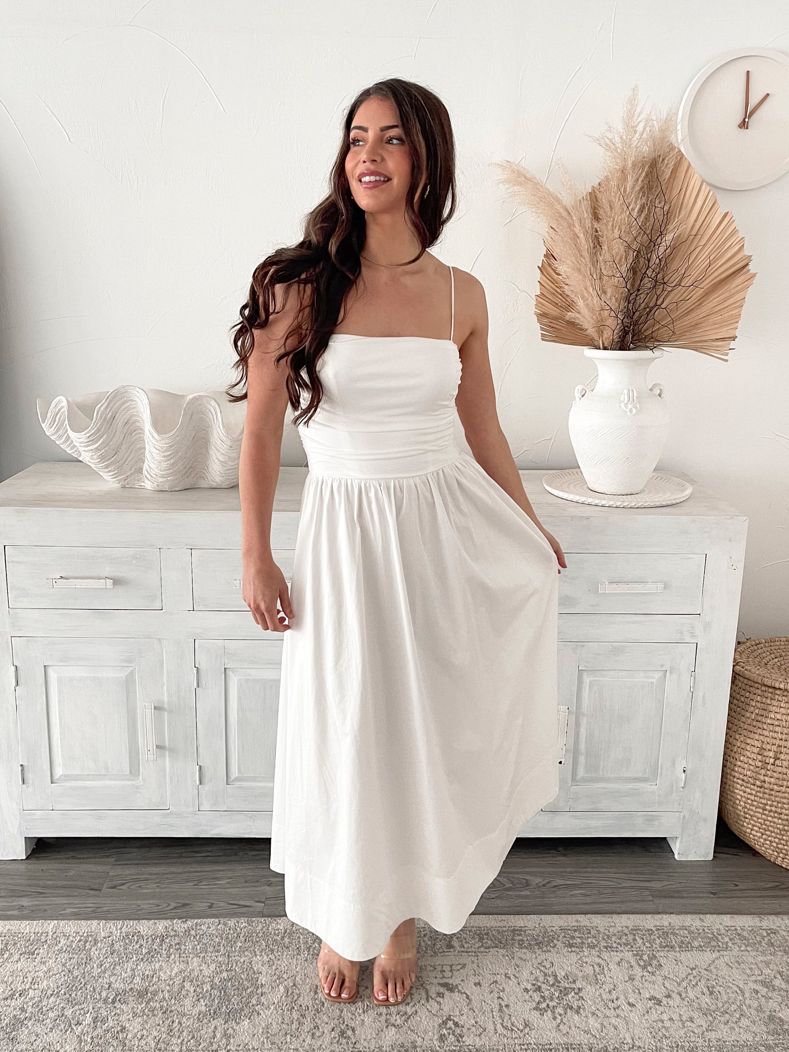 Esther & Co. Gianella Dress White ESTHER & CO.