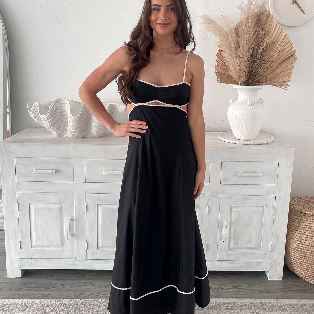 Esther & Co. Vala Dress Black Print ESTHER & CO.