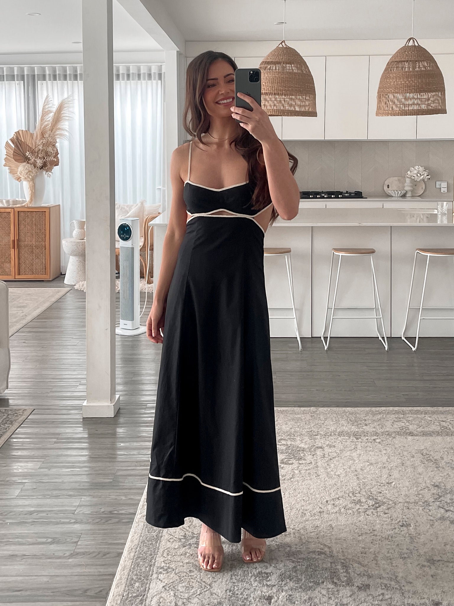 Esther & Co. Vala Dress Black Print ESTHER & CO.