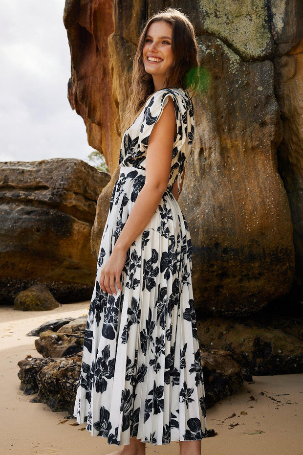 Yorma Dress - Black Floral-Dresses-Womens Clothing-ESTHER & CO.